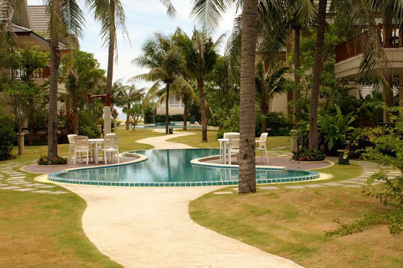 Baan Talay Samran 4 Bedrooms Villa With Beach And 3 Pools Cha-Am Extérieur photo